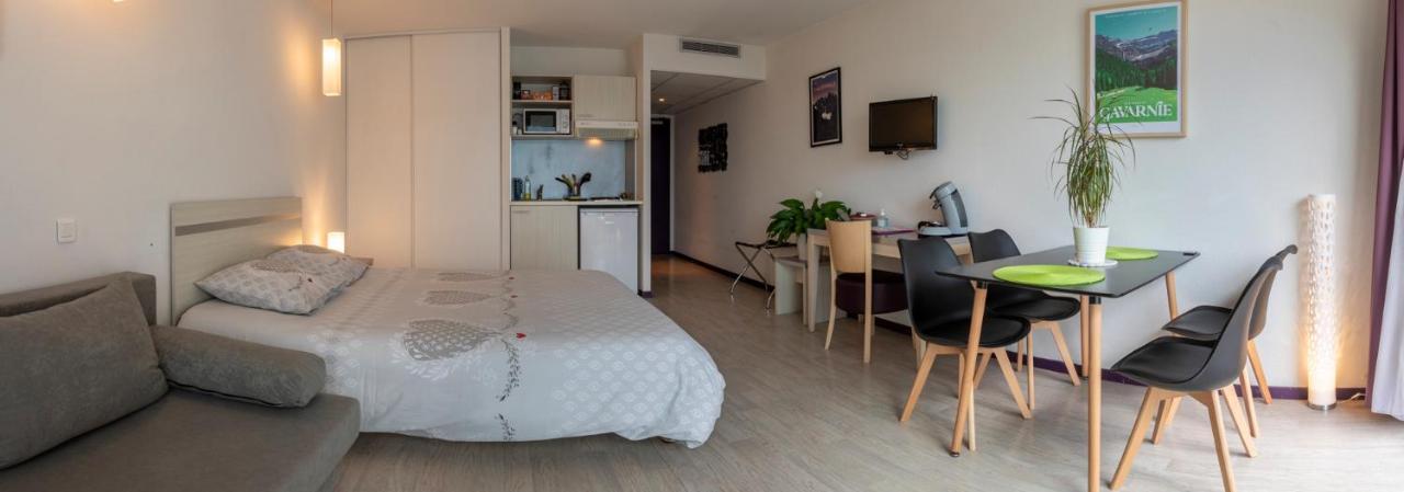 Family Saint Vincent 4 Pers Gare Lourdes Wifi Apartment Exterior photo
